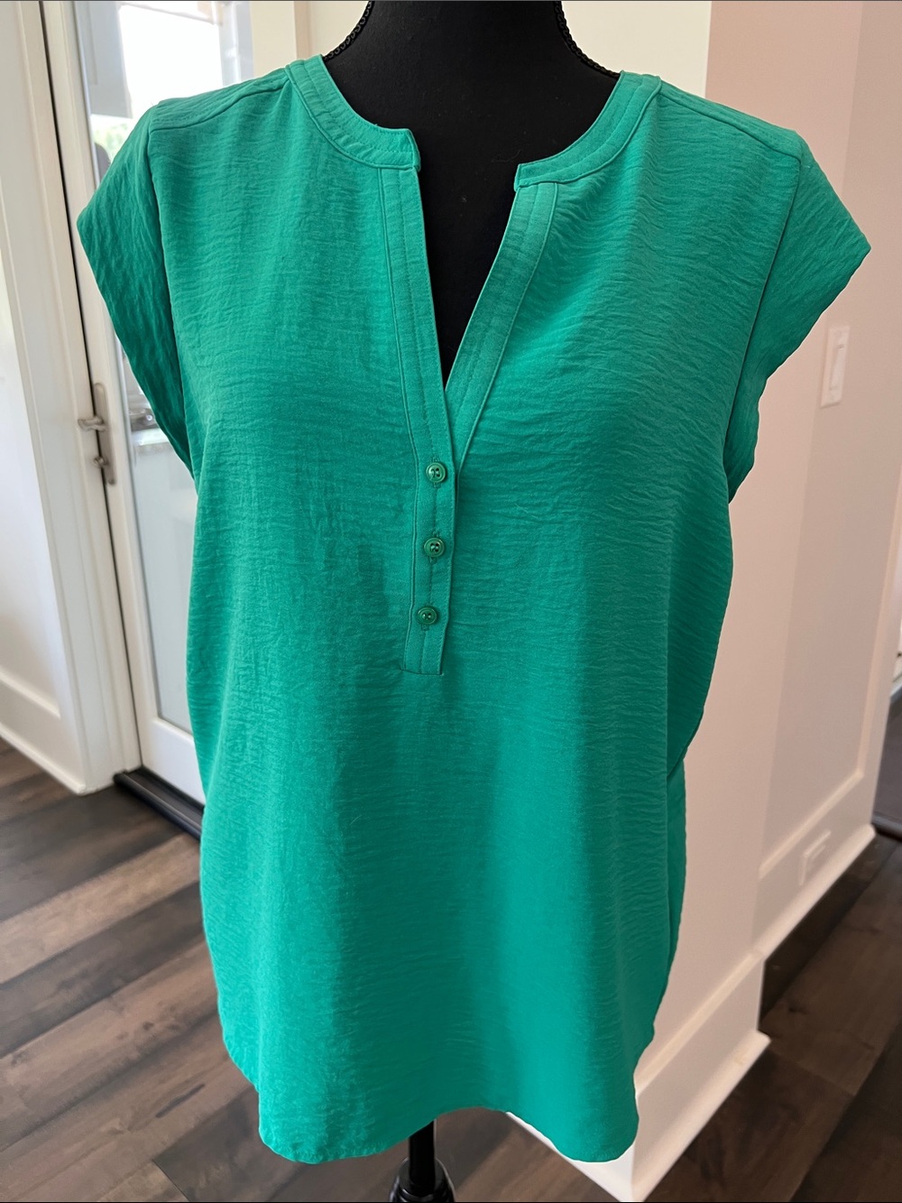 Green Split-Neck Cap-Sleeve Blouse